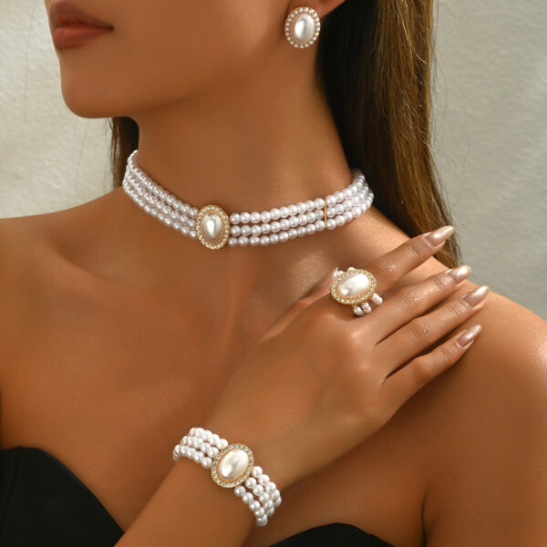 Classic Gold Tone Alloy Pearl & Rhinestone Jewelry Set - Image 2