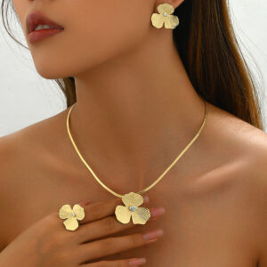 Gold Tone Copper Flower Jewelry Set with Zircon