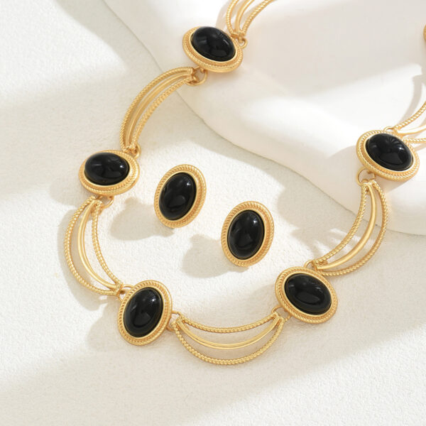 Inlaid Black Stone Jewelry Set - Image 3