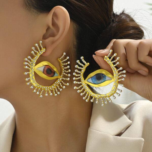 statement_alloy_earrings_with_rhinestones_&_eye_design_image_1