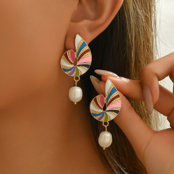 zinc_alloy_enamel_nautilus_shell_&_faux_pearl_drop_earrings_image_1
